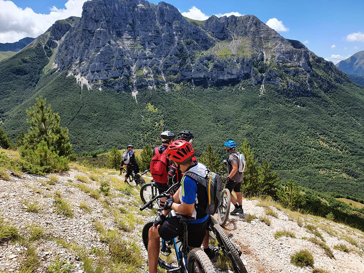 tour e-bike monte bove sibillini